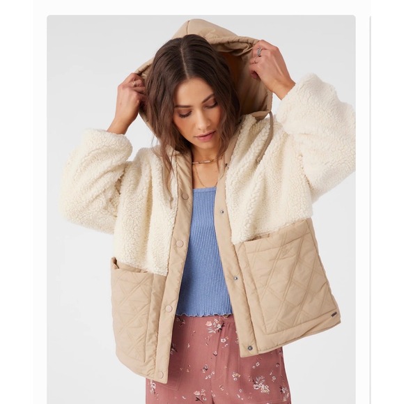 O'Neill Jackets & Blazers - O'Neill Womens Sherpa Quilted Hooded Jacket Cream Tan Mixed Media Size M